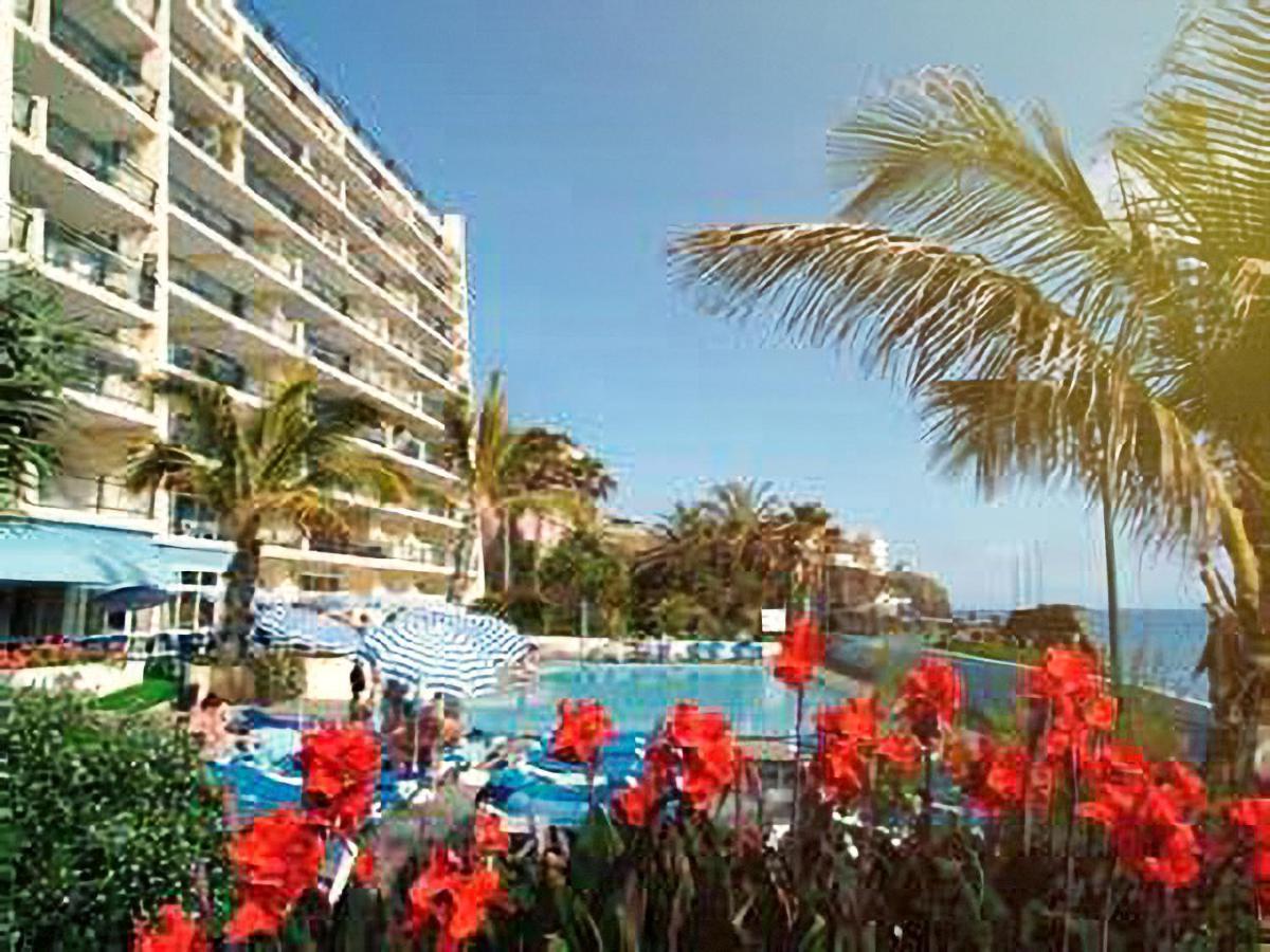 Lovely Apartment With Pool And Sea View Funchal  Exteriör bild